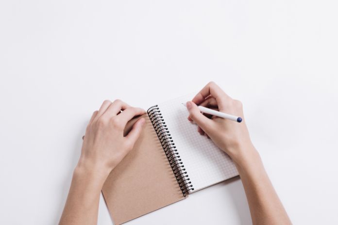 Scrivere un diario fa bene