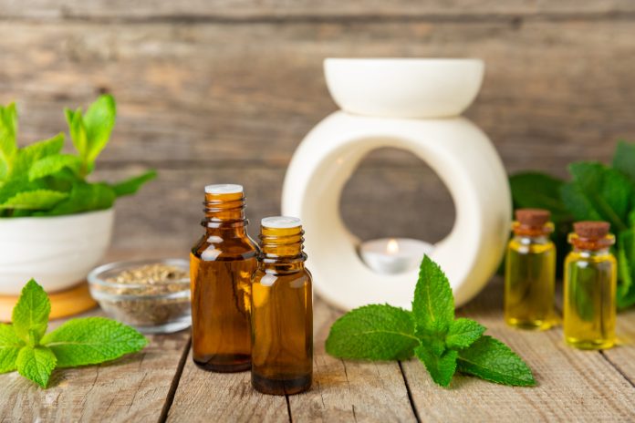 Gli oli essenziali contro la nausea