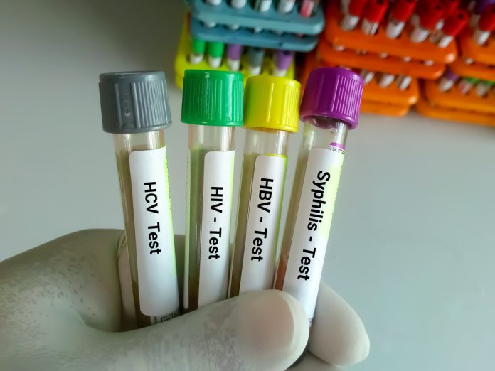 Screening gratuiti infezioni sessualmente trasmissibili