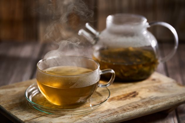 Bagni di vapore per il viso con erbe